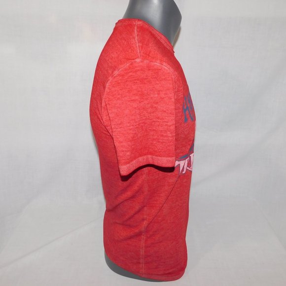 Triumph x Lucky Brand Mens S Red Happiness is Riding a TRIUMPH Graphic T Shirt - Picture 6 of 7